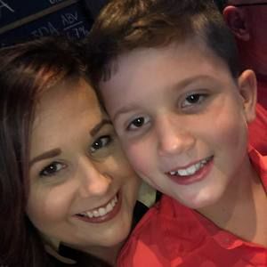 Meet your Posher, April